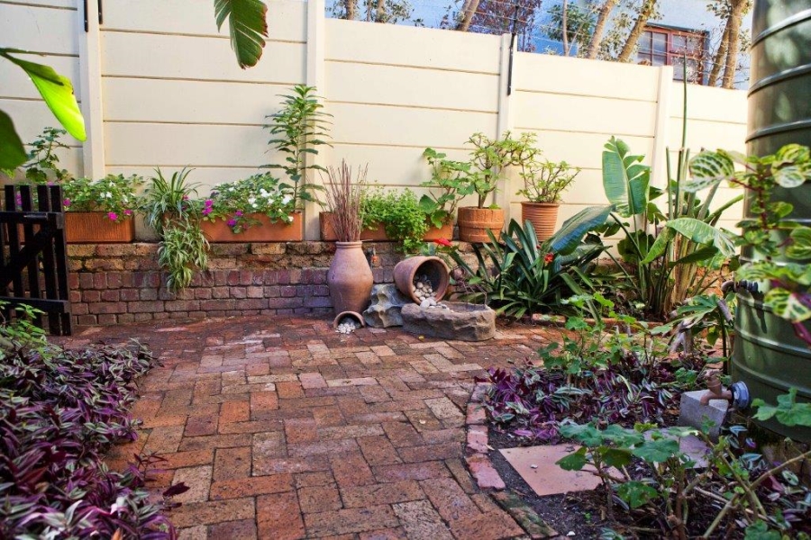 8 Bedroom Property for Sale in Fish Hoek Western Cape